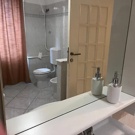 招待所 Residenza Cairoli 库佩洛