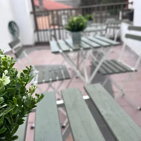 Residenza Cairoli בית הארחה