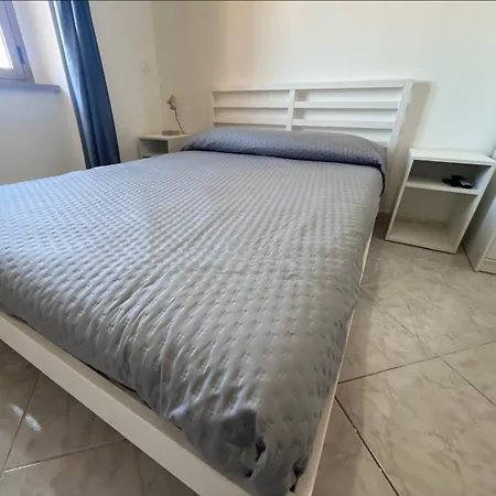 Residenza Cairoli 招待所 *